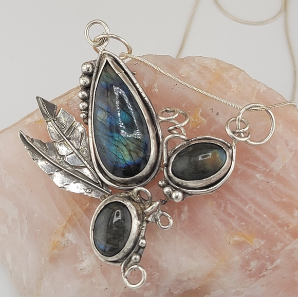 LABRADORITE GARDEN PENDANT HANDMADE IN STERLING SILVER METAL W STERLING CHAIN - Picture 1 of 5